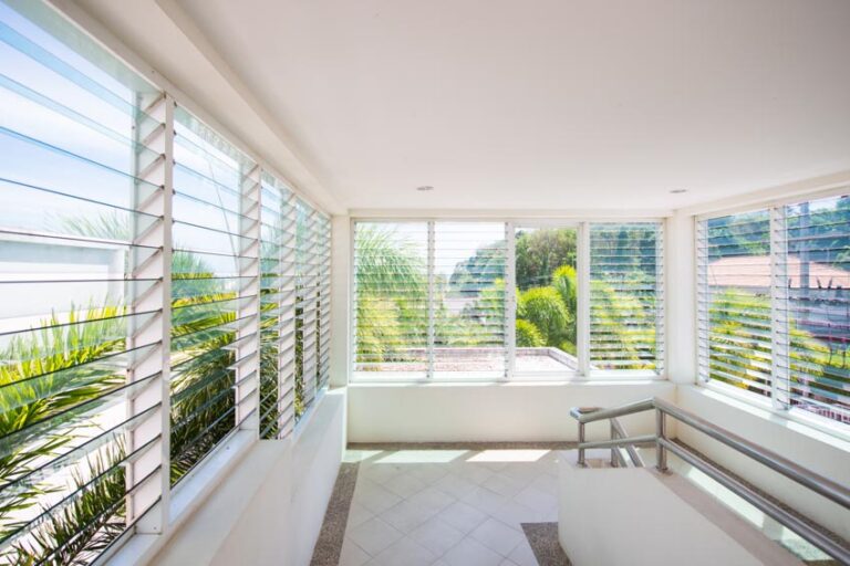 Reasons to Choose Jalousie Windows (Types & Pros and Cons)