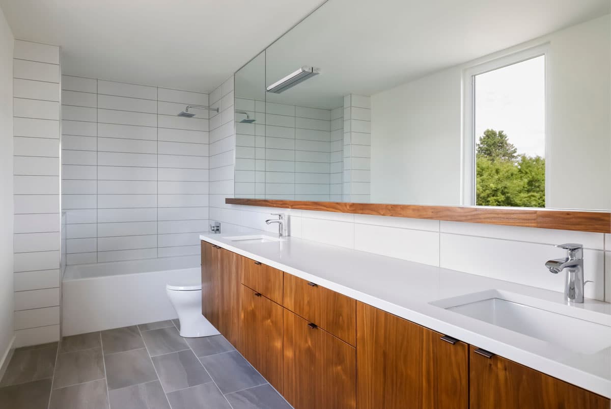 mid-century-bathroom