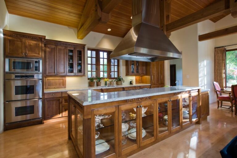 Timber Frame Kitchen (Cabinets & Designs)